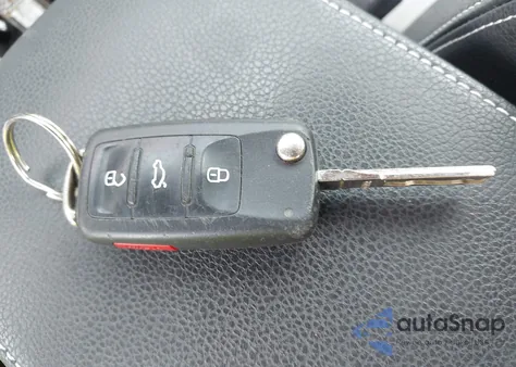 2016 Volkswagen Jetta 1.8T Sport from USA, damaged, VIN 3VWD17AJXGM397980